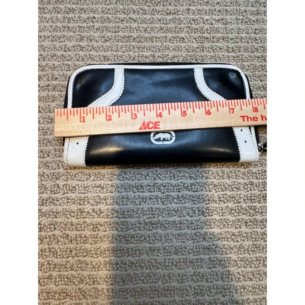 Ecko Unltd Wallet Lot 2pc Black White Perforated Rhino Logo‎ Wristlet Zip Around